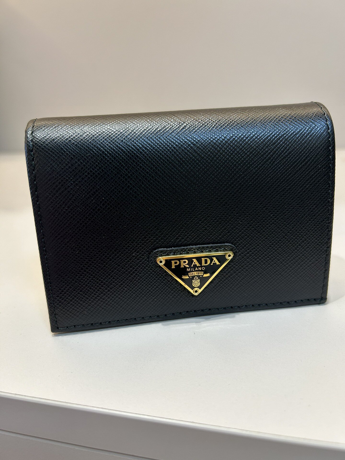 Prada 11 8.5